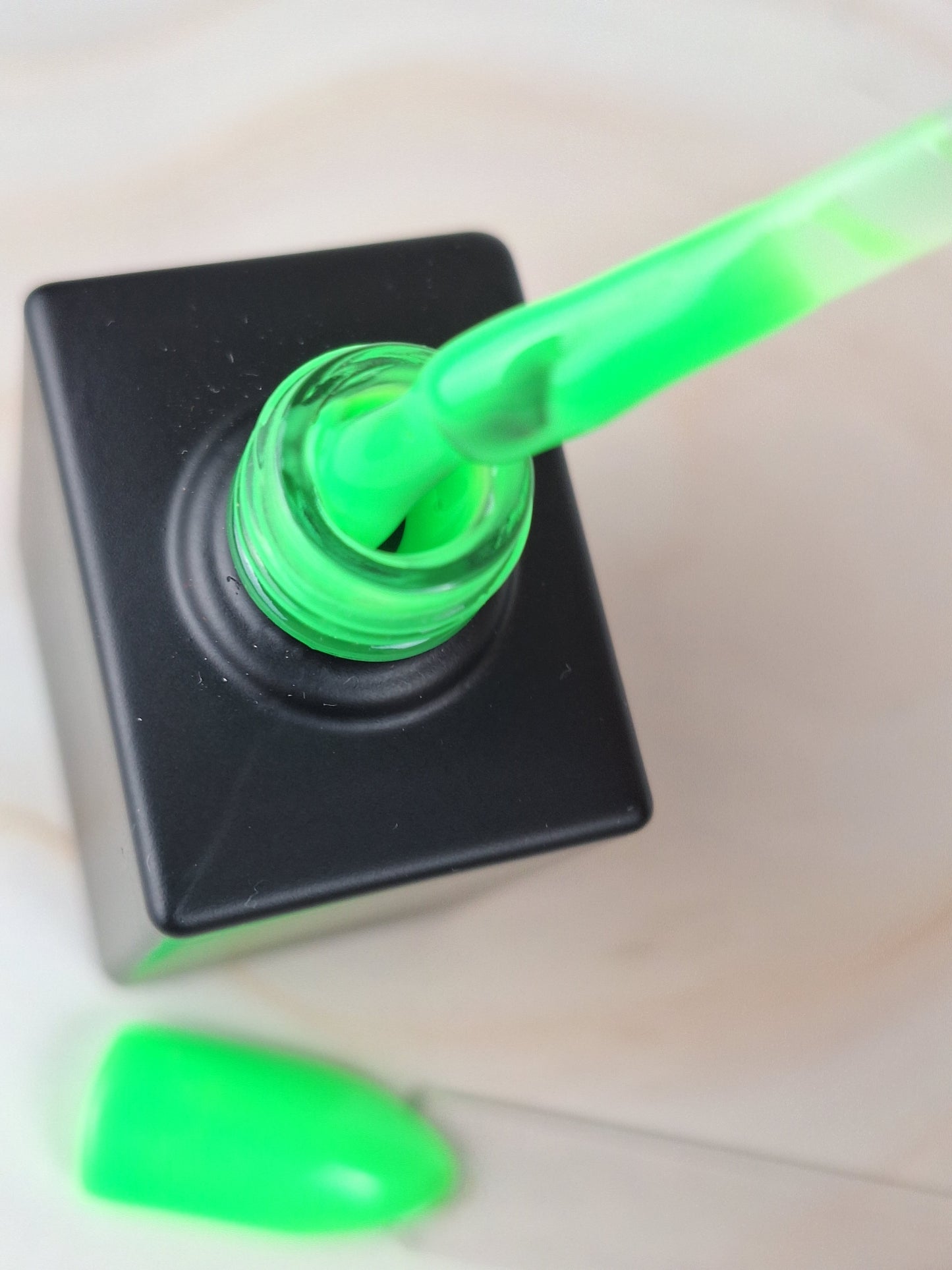 Gellack Green Neon efekt 10ml