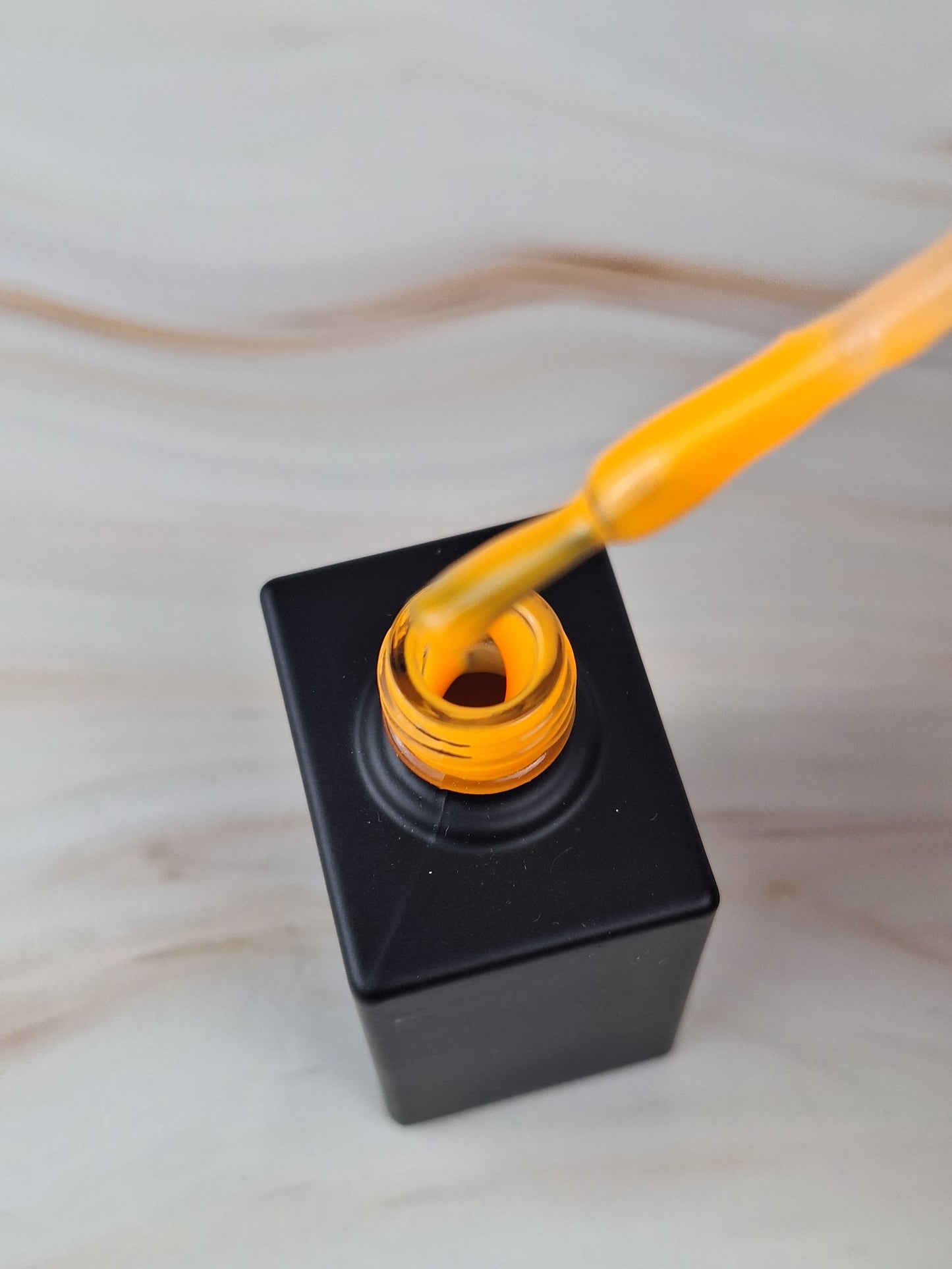 Gellack Amber Neon efekt 10ml