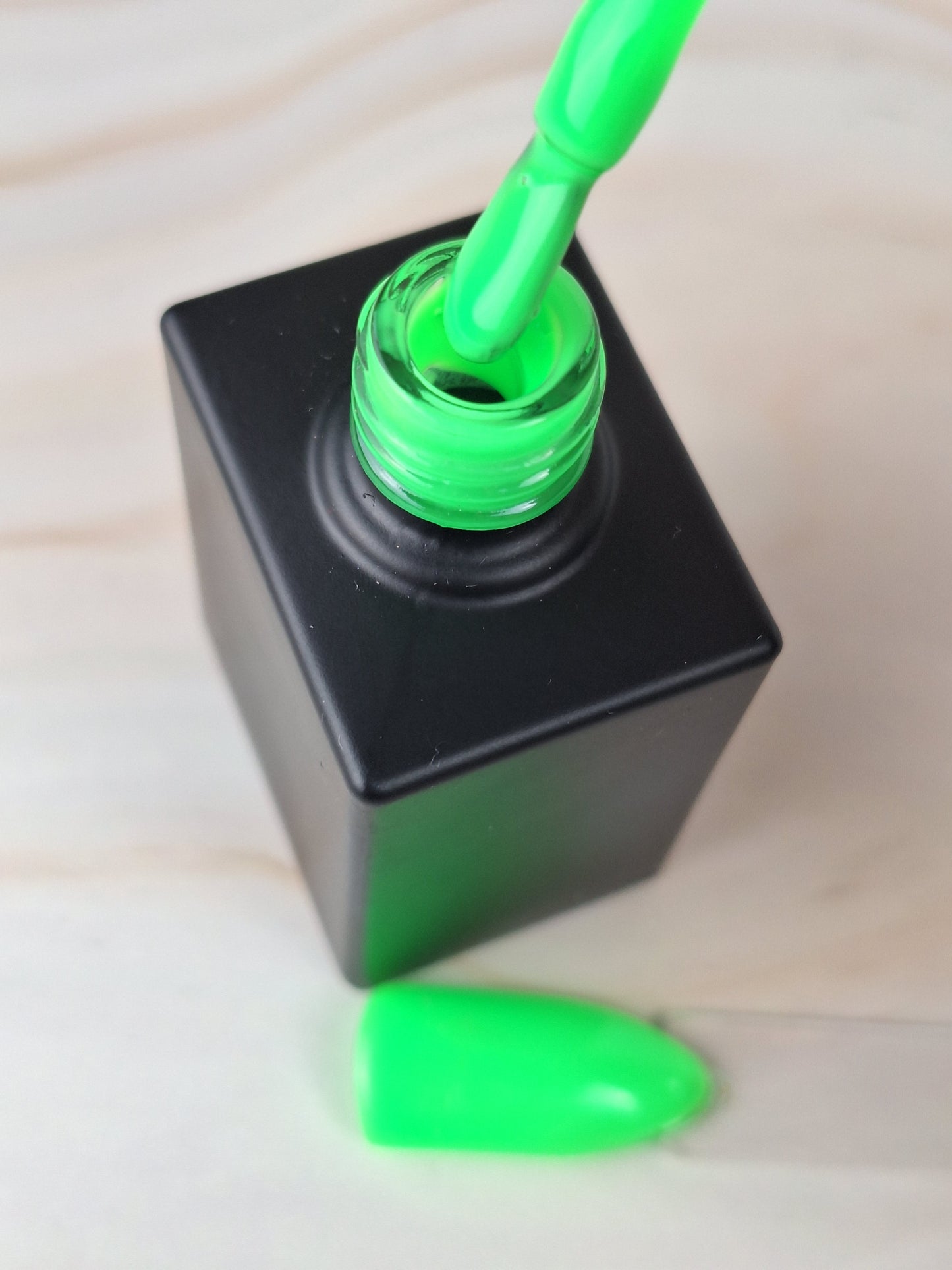 Gellack Green Neon efekt 10ml
