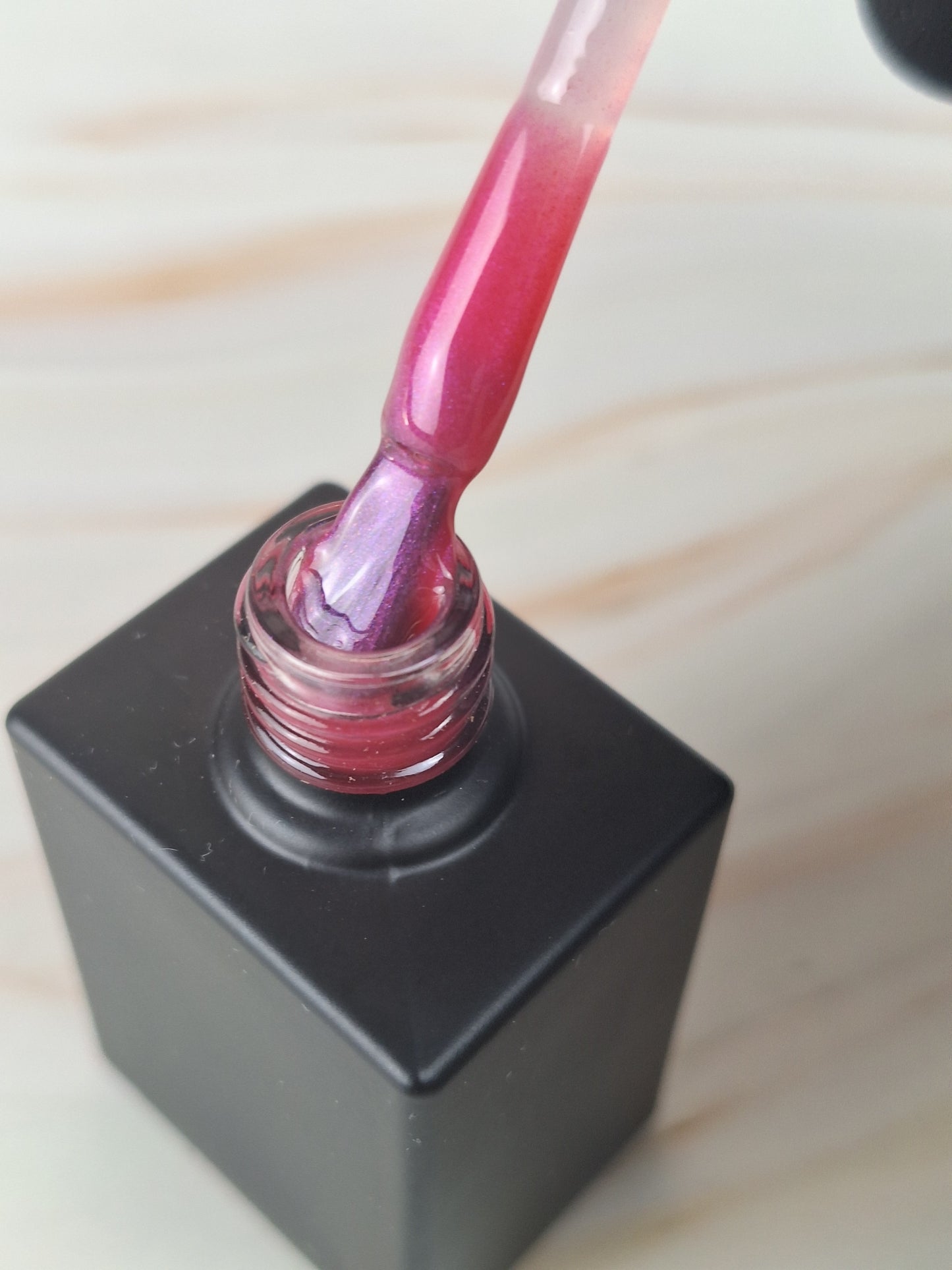 Gellack Magenta Metal efekt 10ml